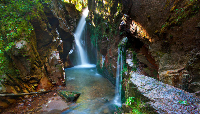 Murgbachwasserfall mit Bach im Steintobel